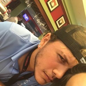 Meet your Posher, Luis